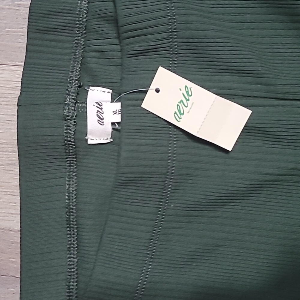 NWT Aerie Green Ribbed Flare Pants Size XL - Picture 4 of 5